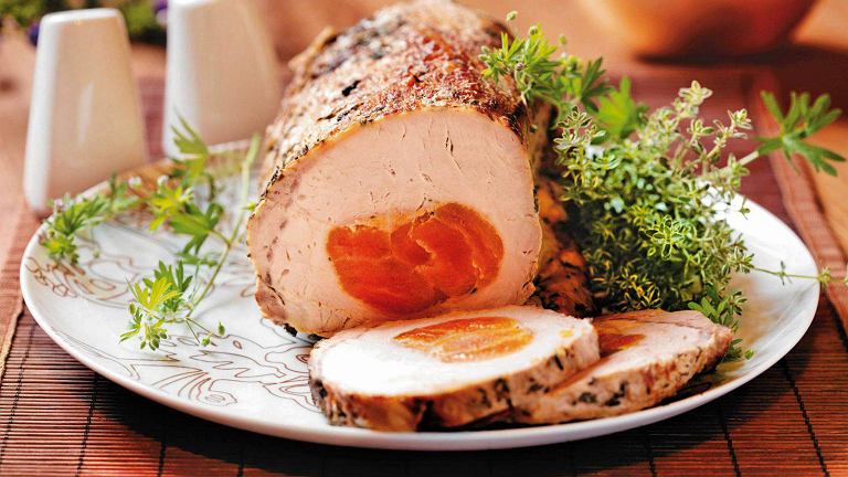 Pork loin stuffed with apricot (400g)